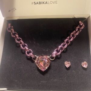 Sabika Purple Heart Necklace with Earrings